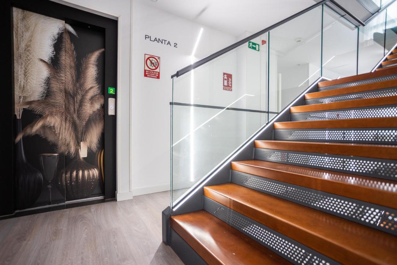 Dwo Abaster Hotel Soria Bagian luar foto